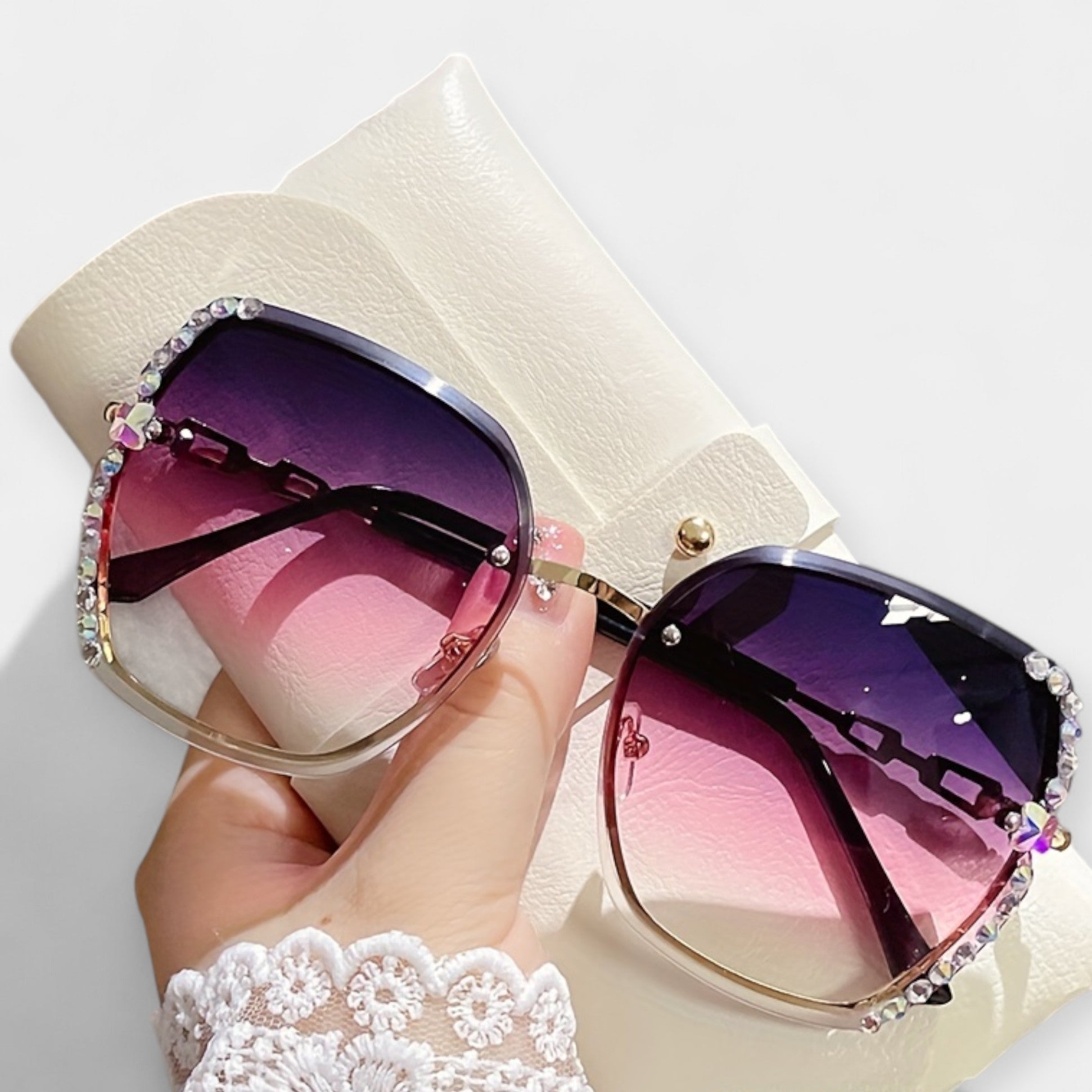Alena Inari Sunglasses