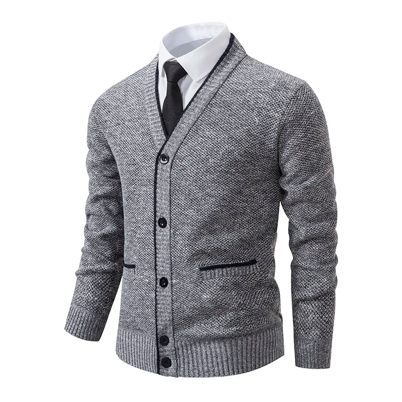 Ylva | LUXURIOUS V-NECK CARDIGAN